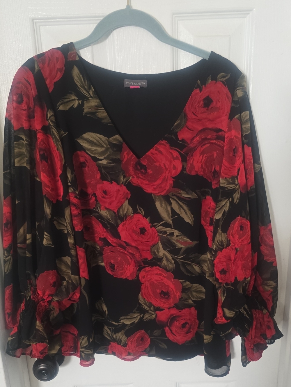 Vince Camuto Black Blouse with Red Rose Print V Neck Poof Sleeves Med NWOT